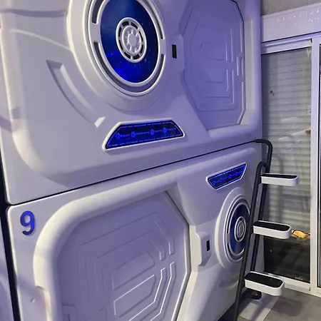 Air Capsules Airport Capsule hotel